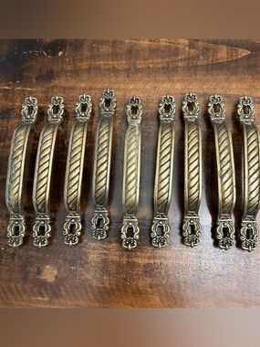 9 Vintage HYER Hollywood Regency Drawer Brass Pulls Handles Ornate